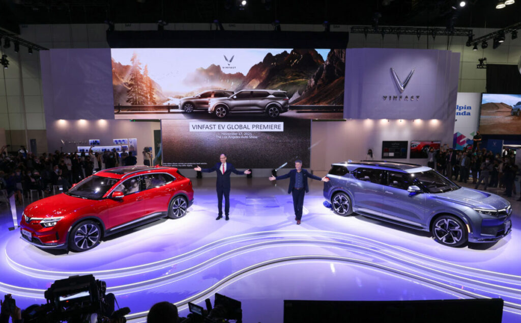 cover vinfast ra mat bo doi xe dien vf vf tai la auto show tinhte